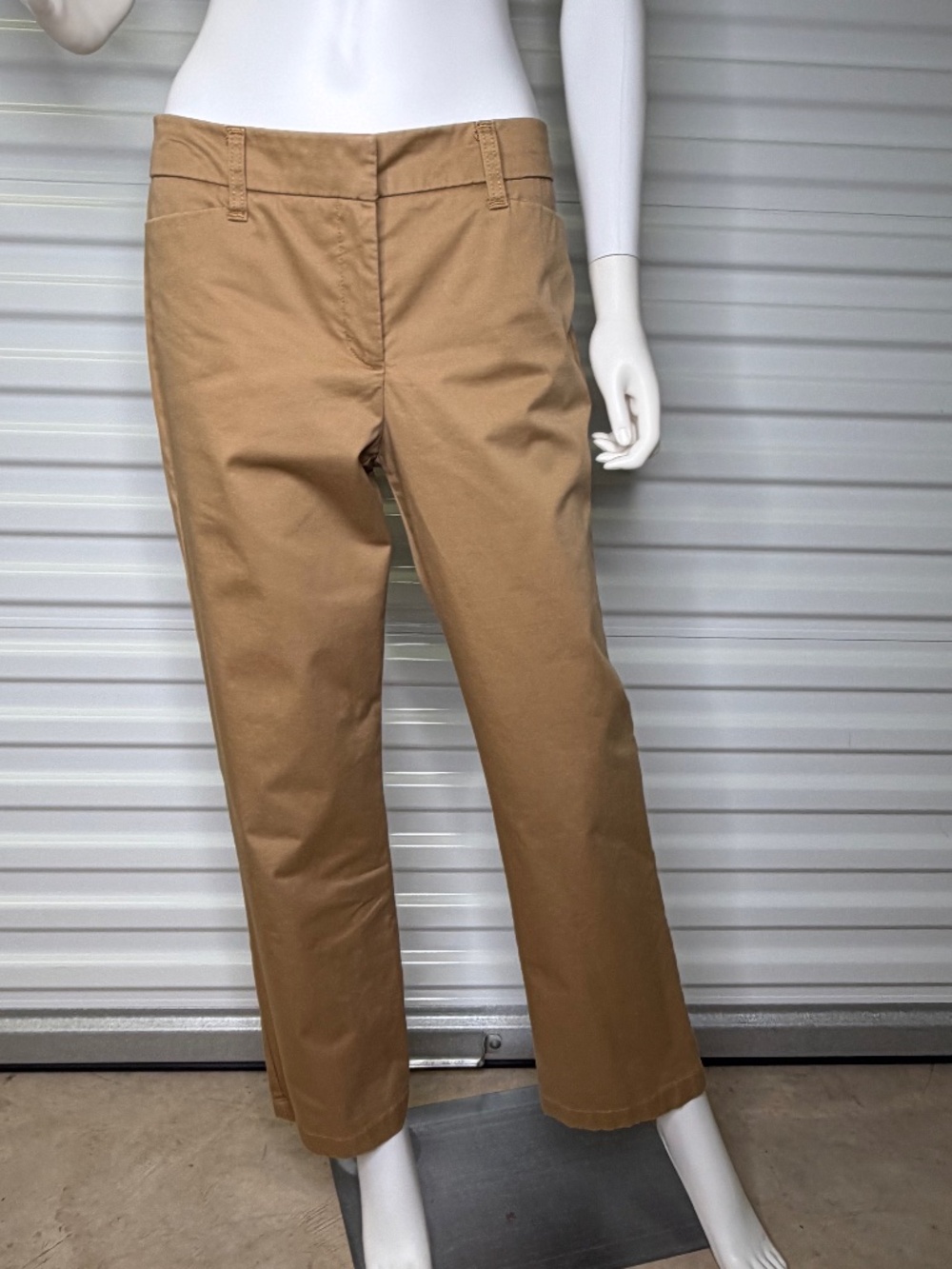 Charter Club Slim It Up Womens 6 Tan Flat Front Chino Pants with Pockets